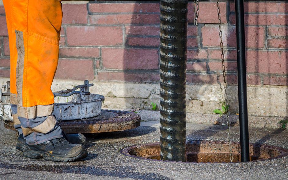 tuyau déboucheur canalisation Enghien-les-Bains